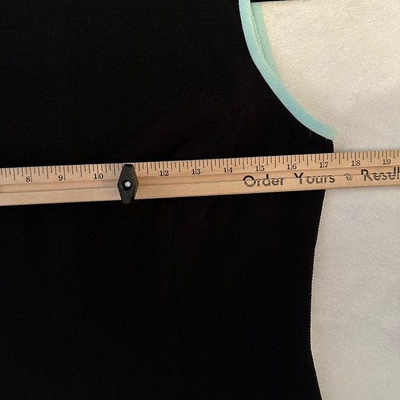 Shoshanna Fit & Flare Textured Skater Mini Dress 8 Black w/ Aqua Top Trim LBD - Picture 8 of 11